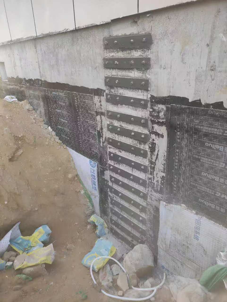 海口房屋柱子加固方法